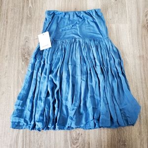 NWT Glossy Collection skirt (made in Italy)